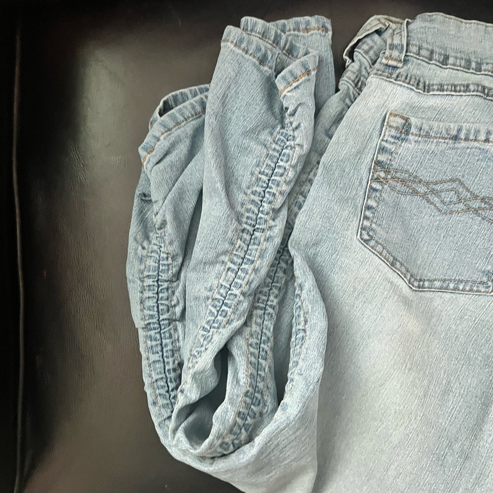 Angels Capris - Picture 4 of 6